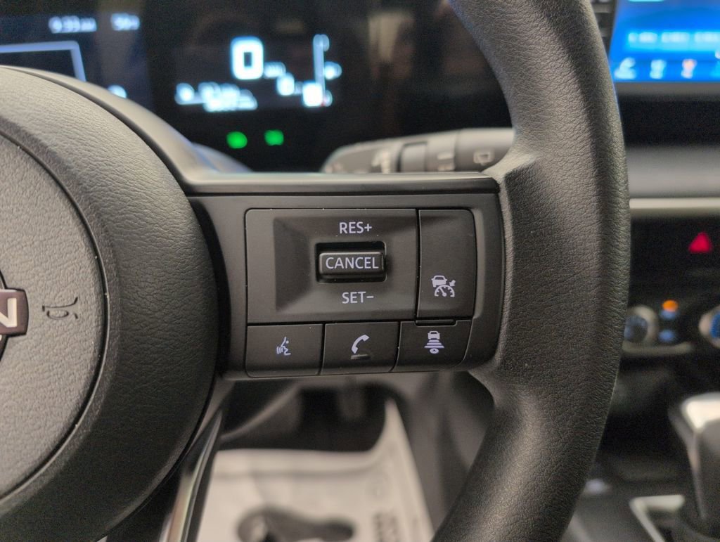 Used 2025 Nissan Kicks S image 43