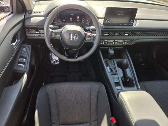 Used 2025 Honda Accord SE image 12