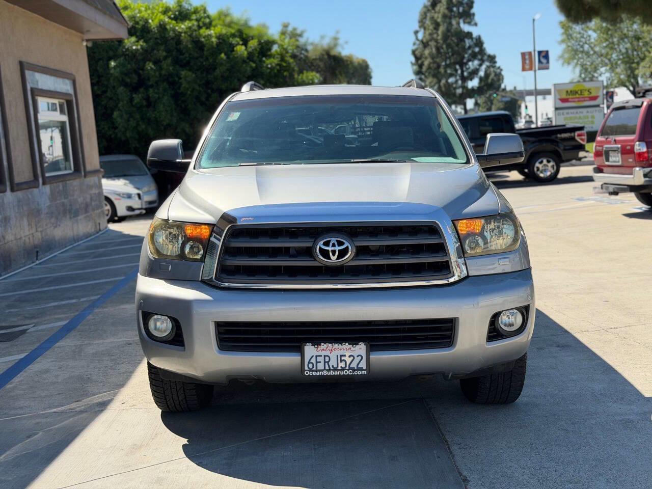 Used 2008 Toyota Sequoia SR5 image 3