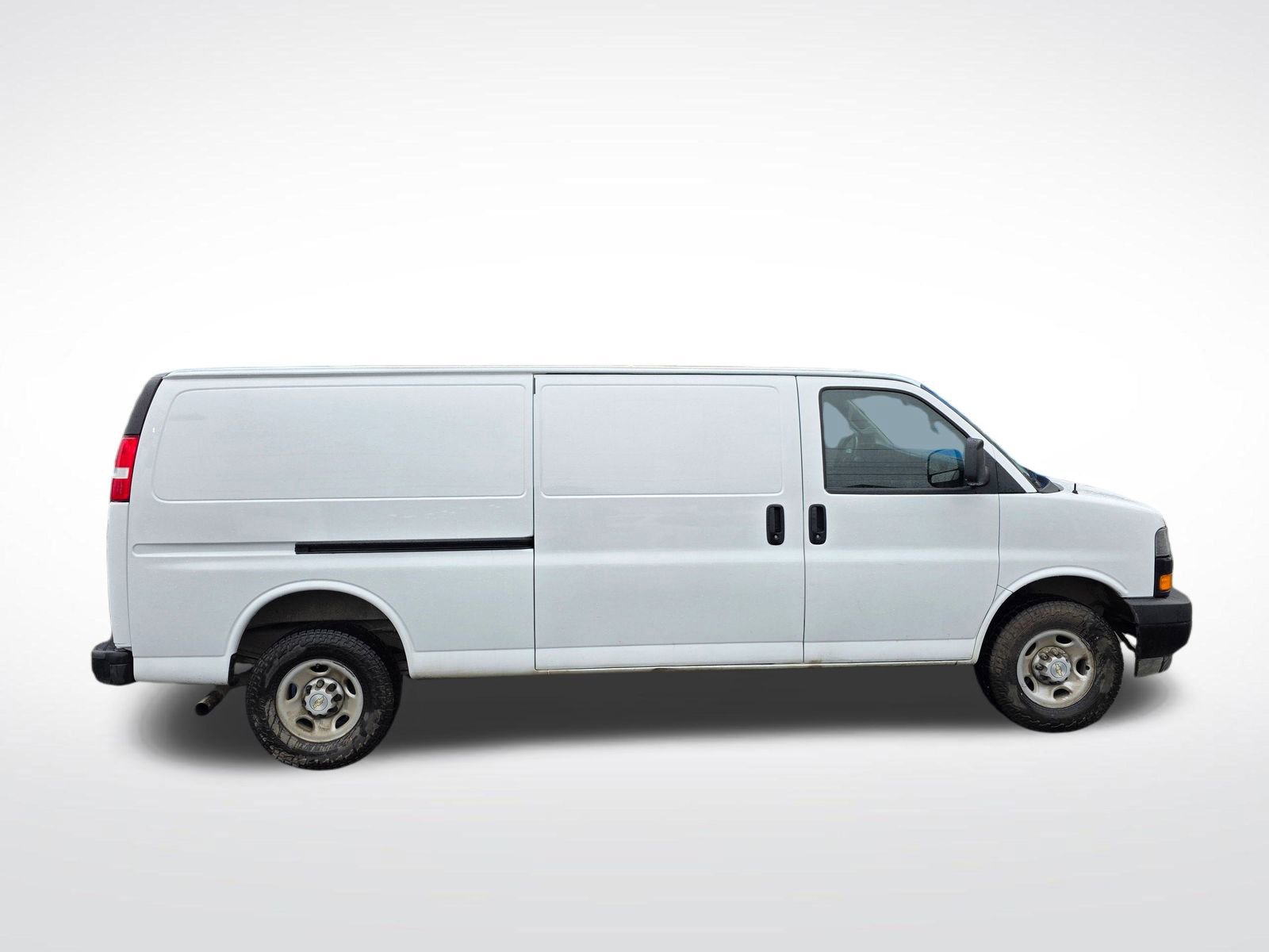 Used 2023 Chevrolet Express 2500 Extended w/ Driver Convenience Package image 4
