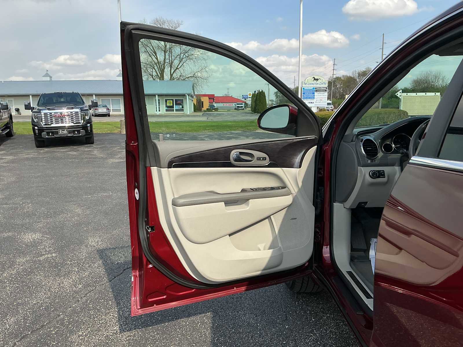 Used 2017 Buick Enclave Premium w/ Trailering Package image 20