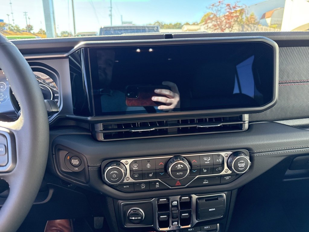 New 2026 Jeep Wrangler Sahara image 21