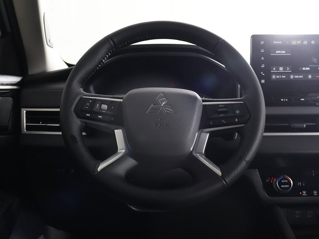 New 2026 Mitsubishi Outlander AWD image 42