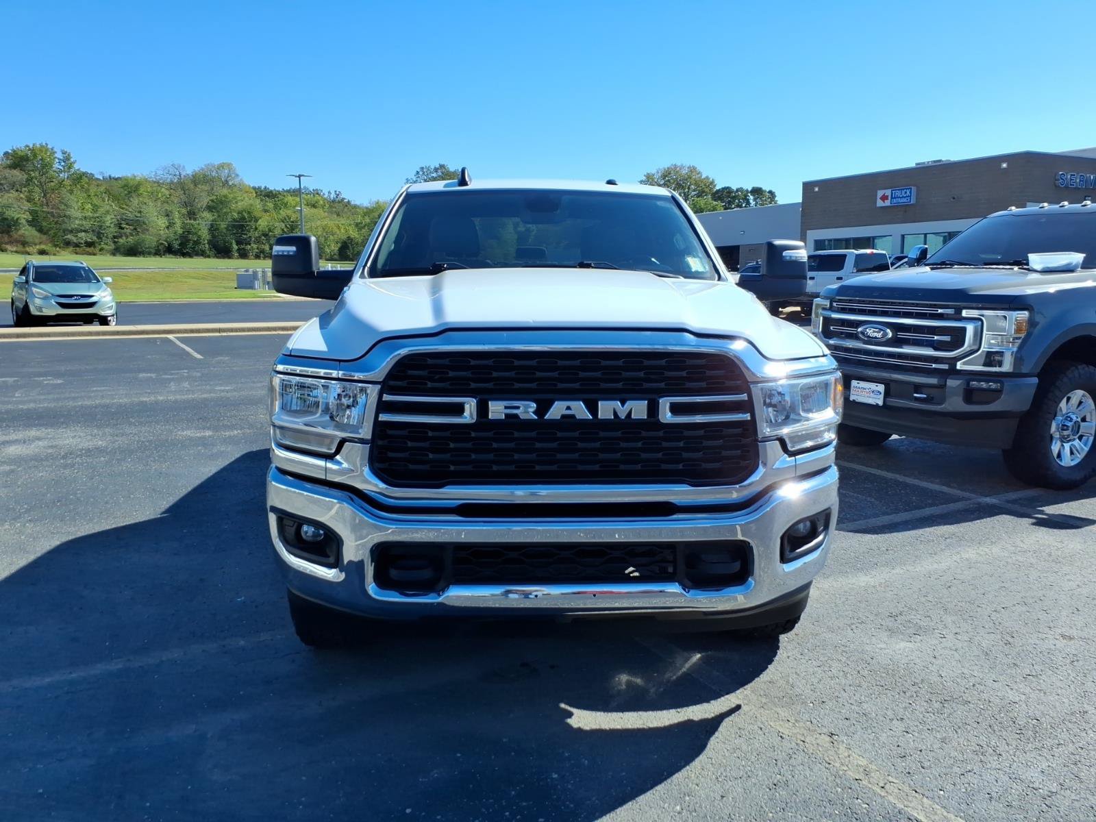 Used 2024 RAM 2500 Big Horn w/ Protection Group AWD/4WD image 2