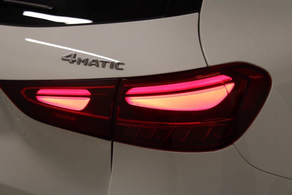 Certified 2026 Mercedes-Benz GLA 250 4MATIC image 12