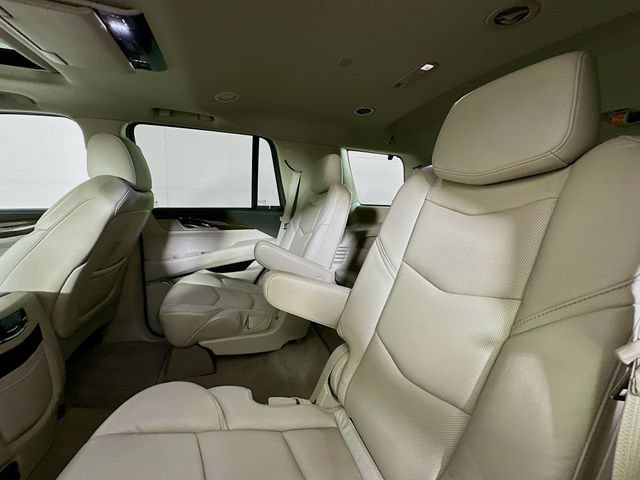 Used 2020 Cadillac Escalade Premium Luxury AWD/4WD image 30