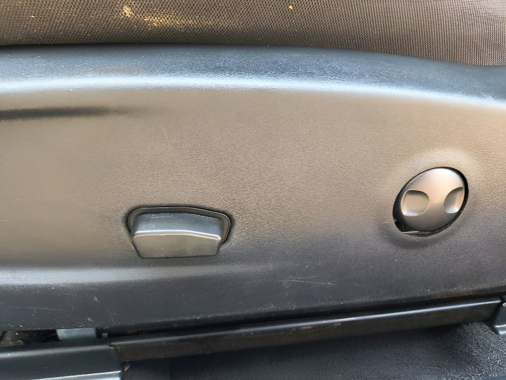 Used 2022 Dodge Challenger SXT w/ Blacktop Package image 11