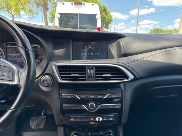 Used 2018 INFINITI QX30 Premium w/ Navigation Package AWD/4WD image 24