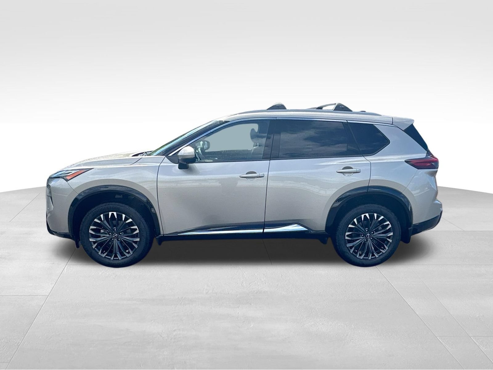 New 2026 Nissan Rogue Platinum AWD/4WD image 4