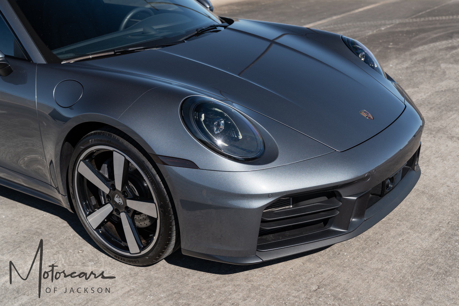 Used 2025 Porsche 911 Carrera RWD image 25