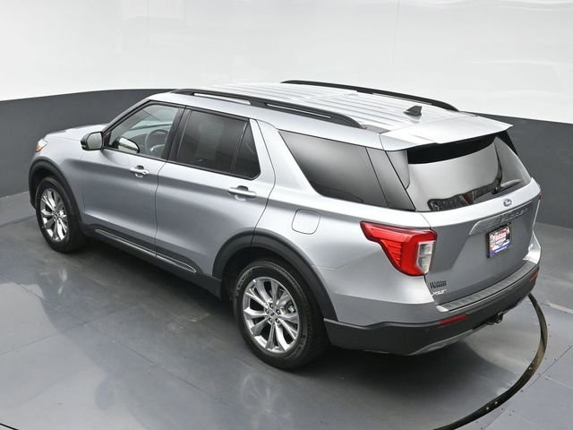 Used 2023 Ford Explorer XLT w/ Equipment Group 202A AWD/4WD image 30