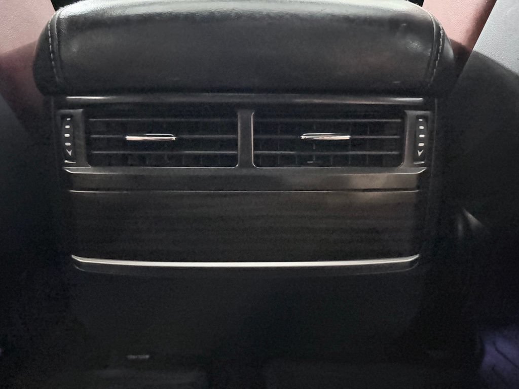 Used 2016 Lexus LX 570 4WD image 29