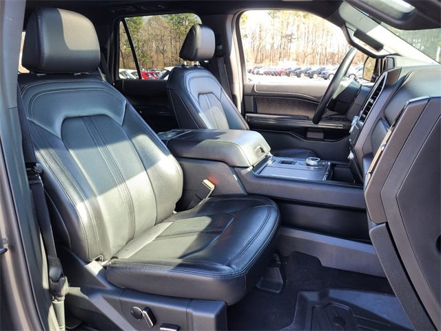 Used 2021 Ford Expedition Limited image 16