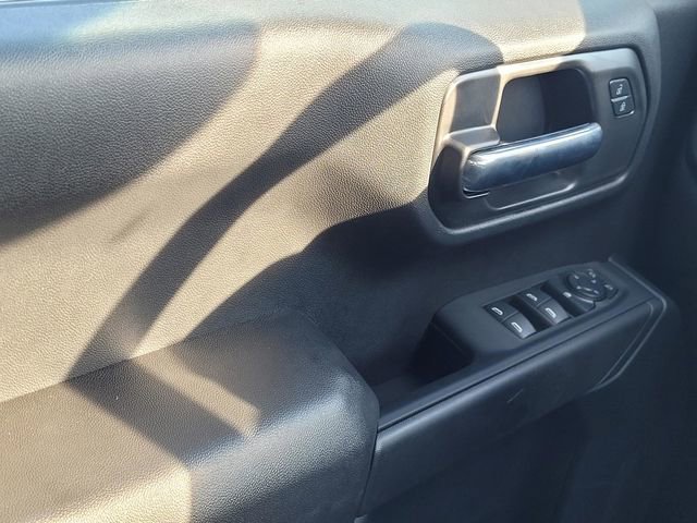 Used 2025 Chevrolet Silverado 1500 Custom w/ Turbomax Blackout Package image 33
