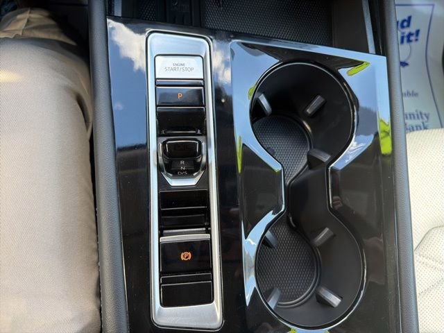 Used 2025 Volkswagen Atlas SE AWD/4WD image 22