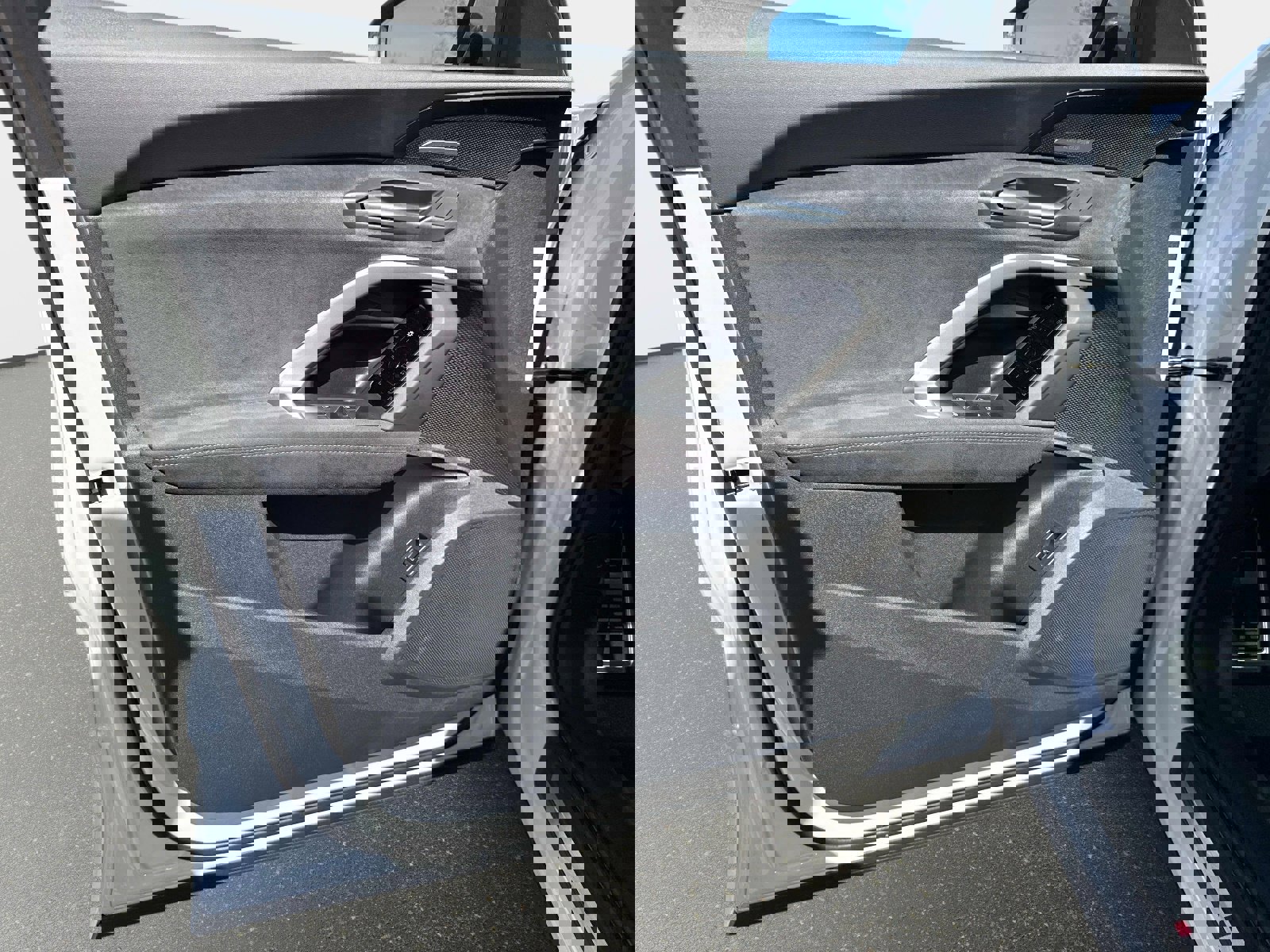 New 2025 Audi SQ5 Premium Plus image 16