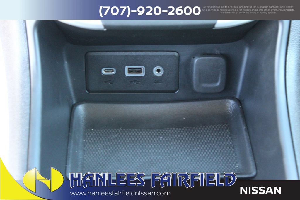 Used 2024 GMC Terrain SLE FWD image 19