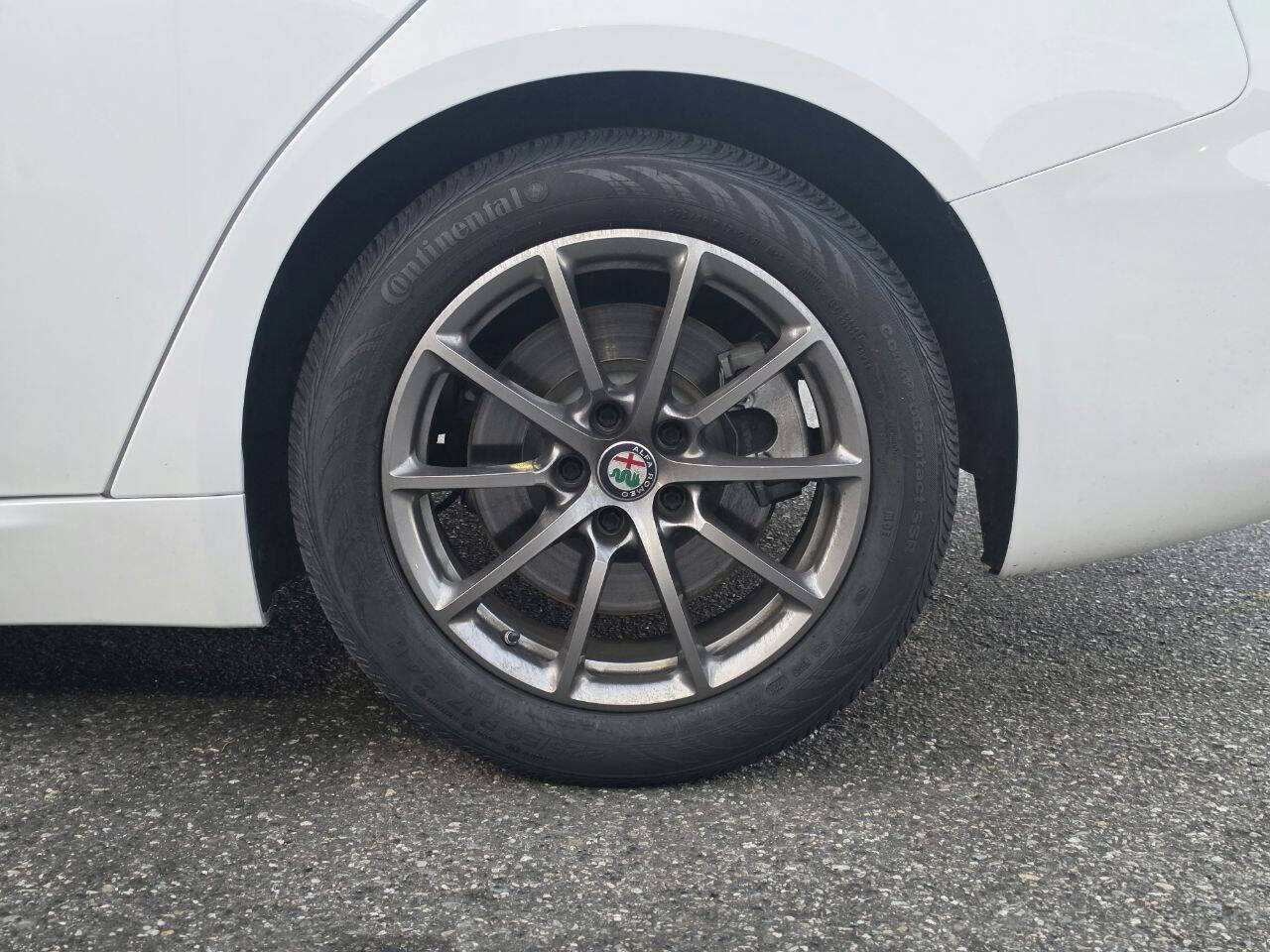 Used 2018 Alfa Romeo Giulia RWD image 20