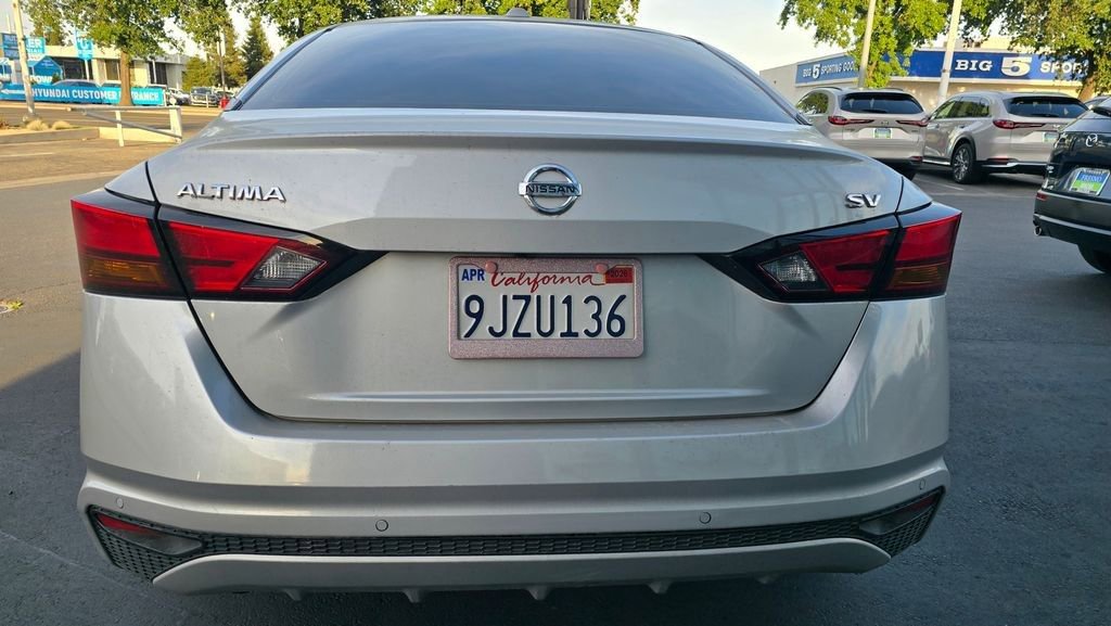 Used 2022 Nissan Altima 2.5 SV FWD image 6