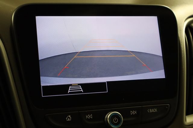 Used 2022 Chevrolet Malibu LS w/ Driver Confidence Package II FWD image 33