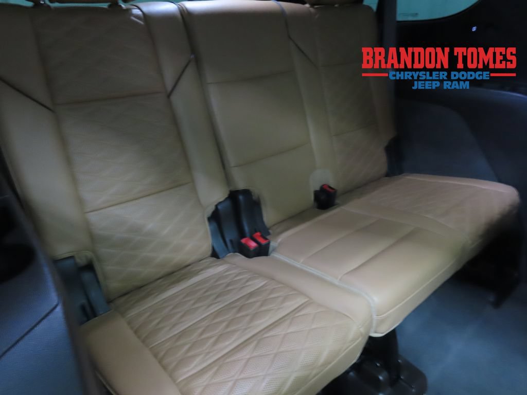 Used 2023 Cadillac Escalade Sport AWD/4WD image 24