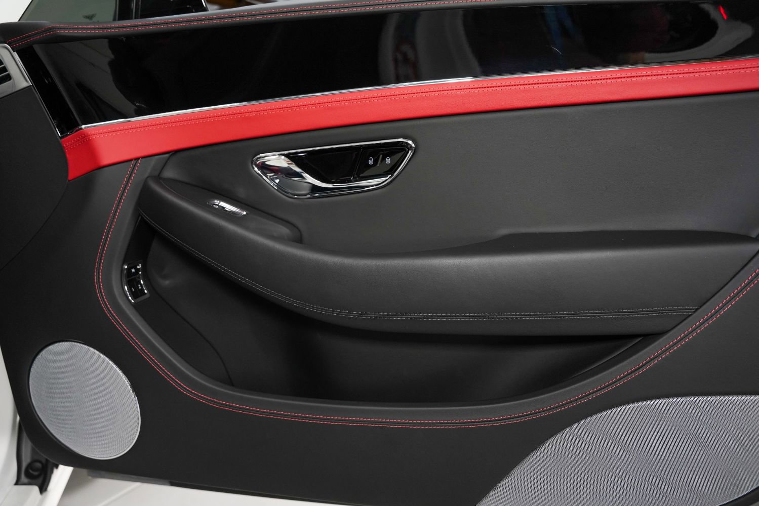 Used 2023 Bentley Continental GT S image 36