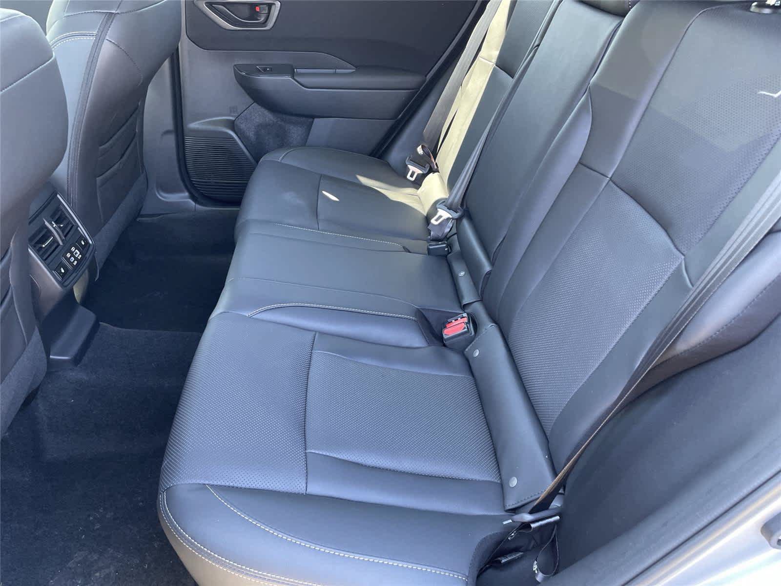 New 2026 Subaru Outback Limited AWD/4WD image 15
