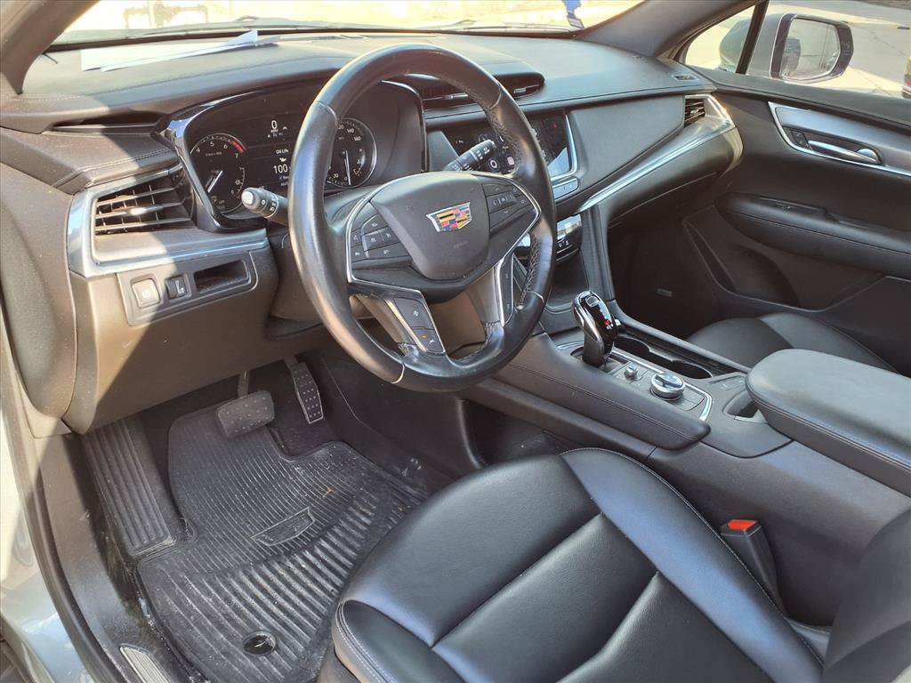 Certified 2023 Cadillac XT5 Luxury FWD image 12