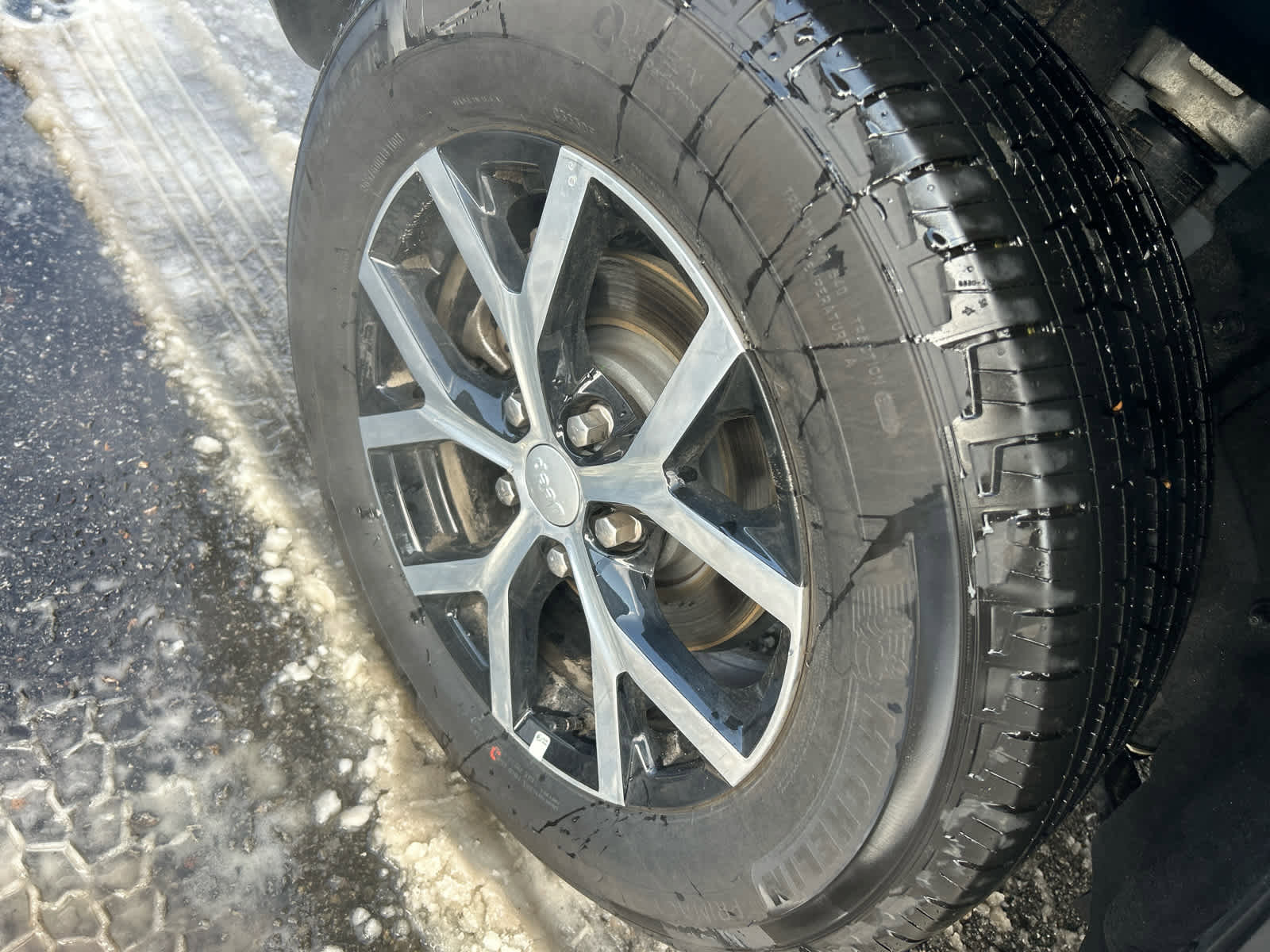 Used 2025 Jeep Grand Cherokee Limited w/ Trailer Tow Package image 14