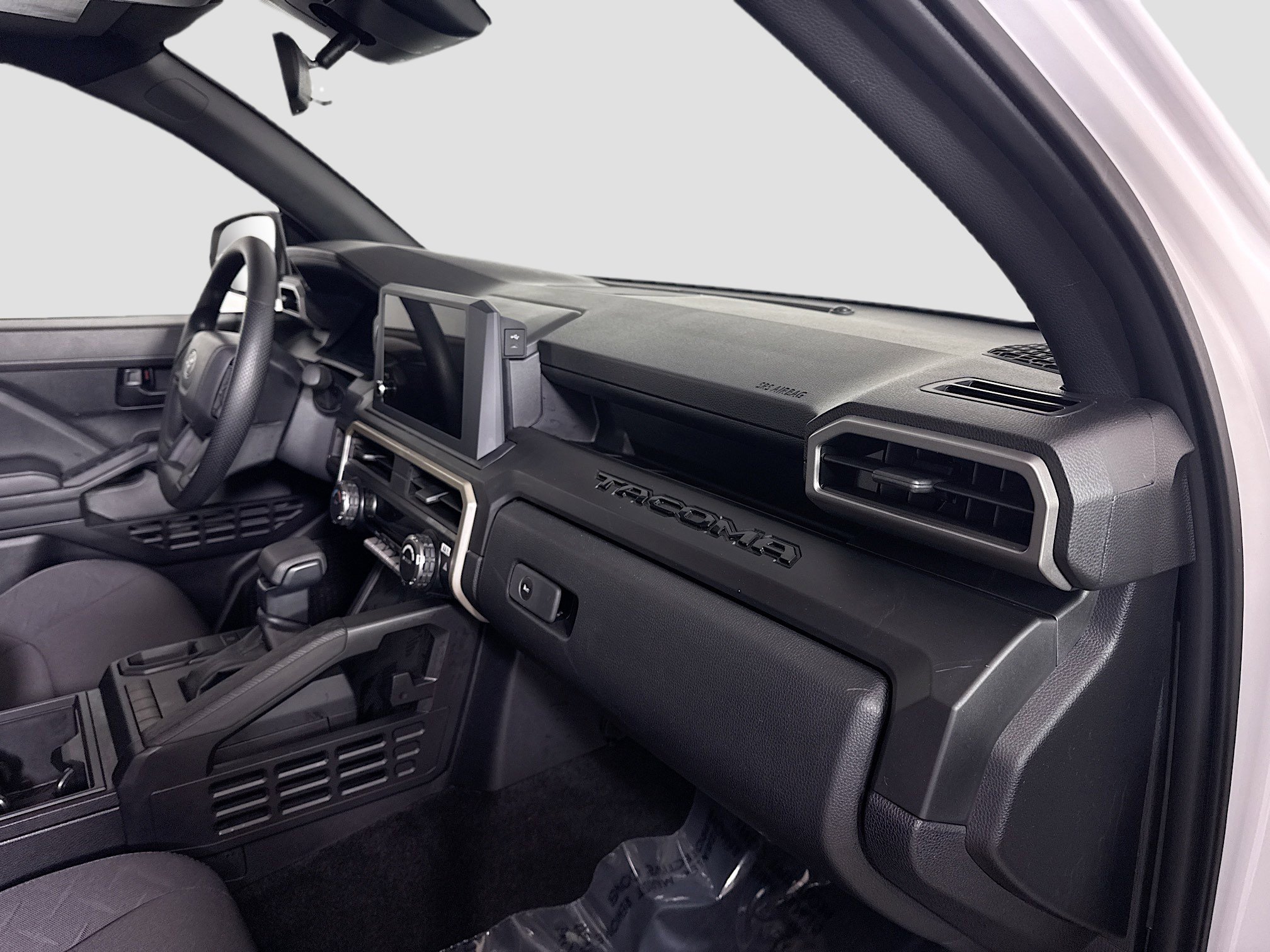 Used 2025 Toyota Tacoma SR image 26