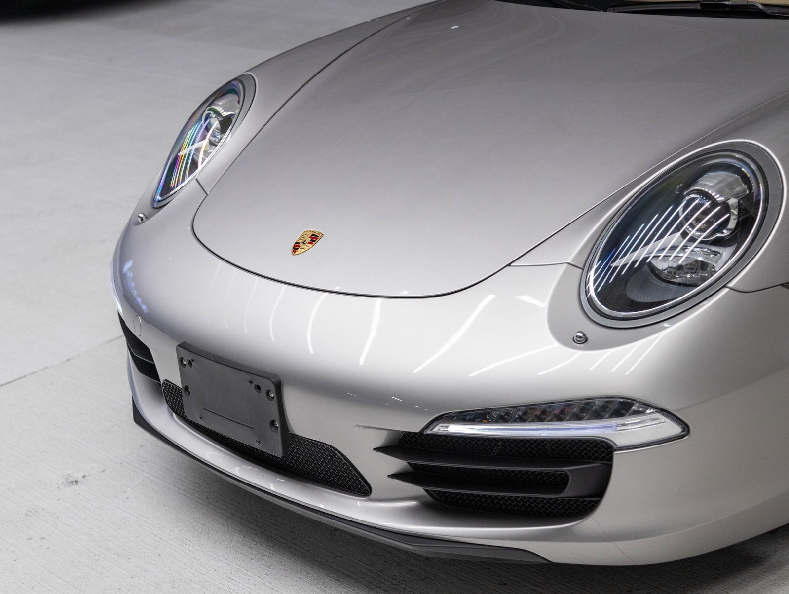 Certified 2013 Porsche 911 Carrera 4S image 32