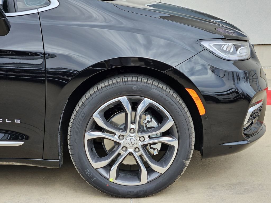 New 2026 Chrysler Pacifica Pinnacle FWD image 6