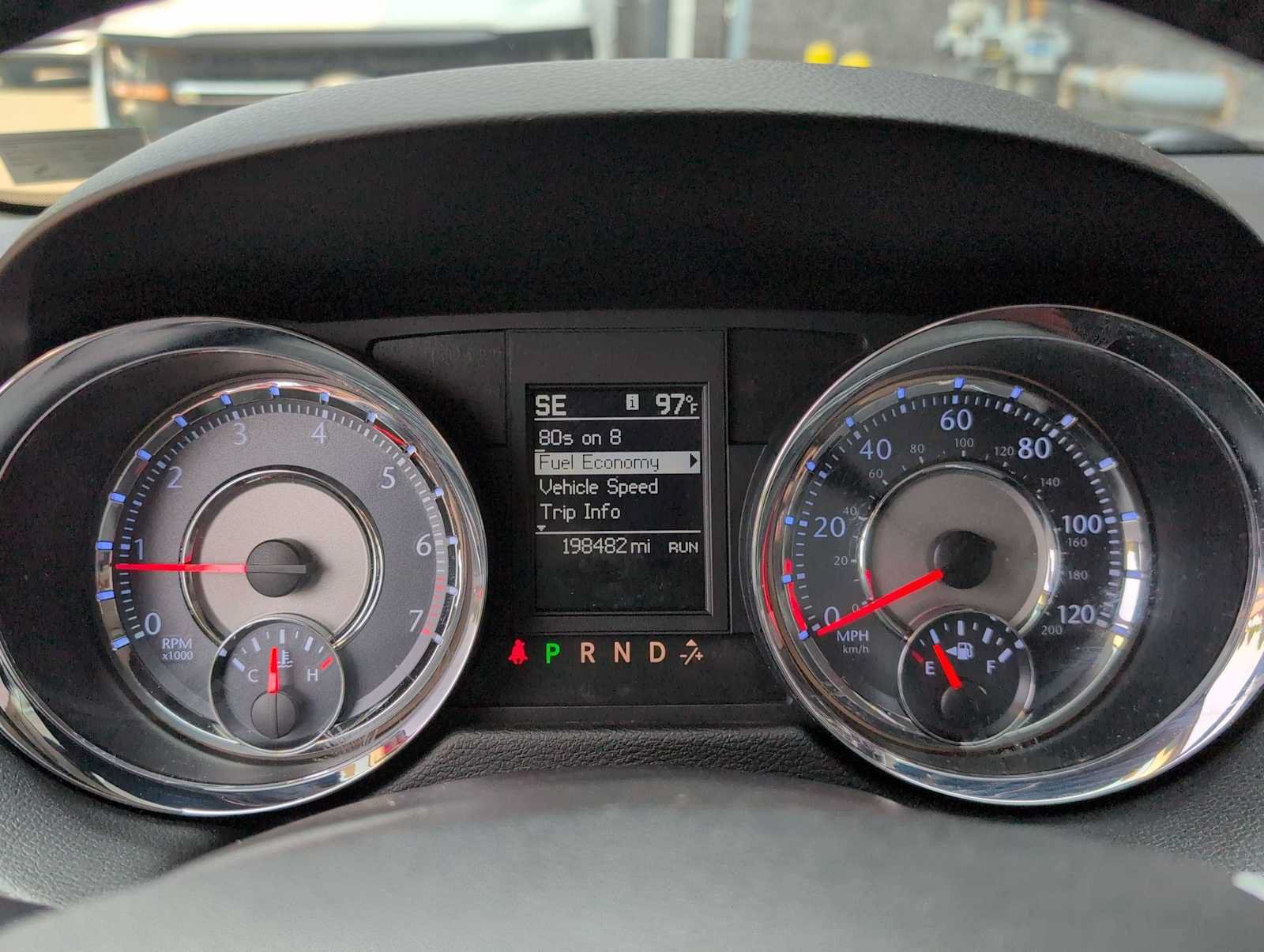 Used 2011 Chrysler Town & Country Touring-L w/ Entertainment Group #2 FWD image 26