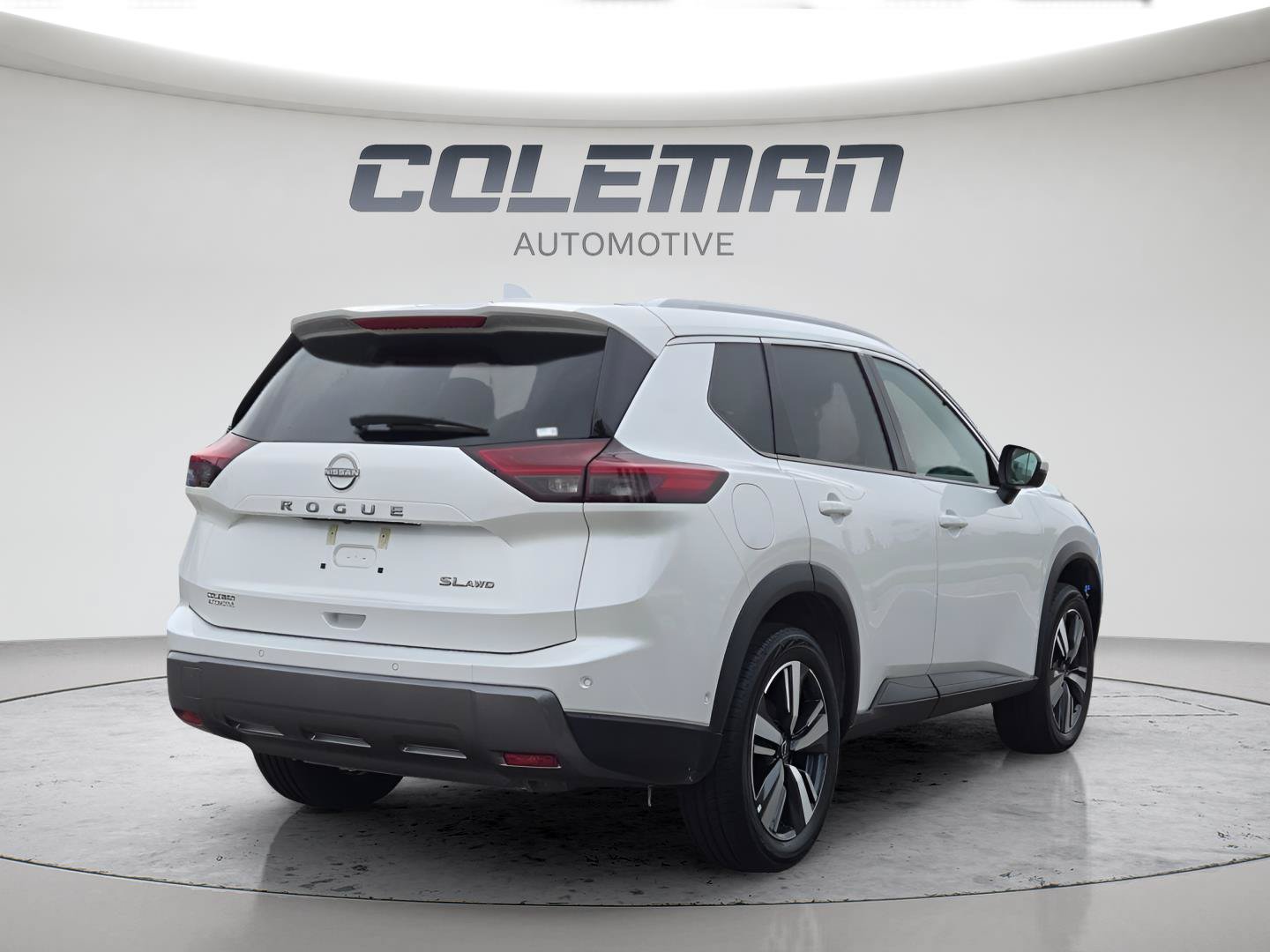 Used 2026 Nissan Rogue SL AWD/4WD image 10