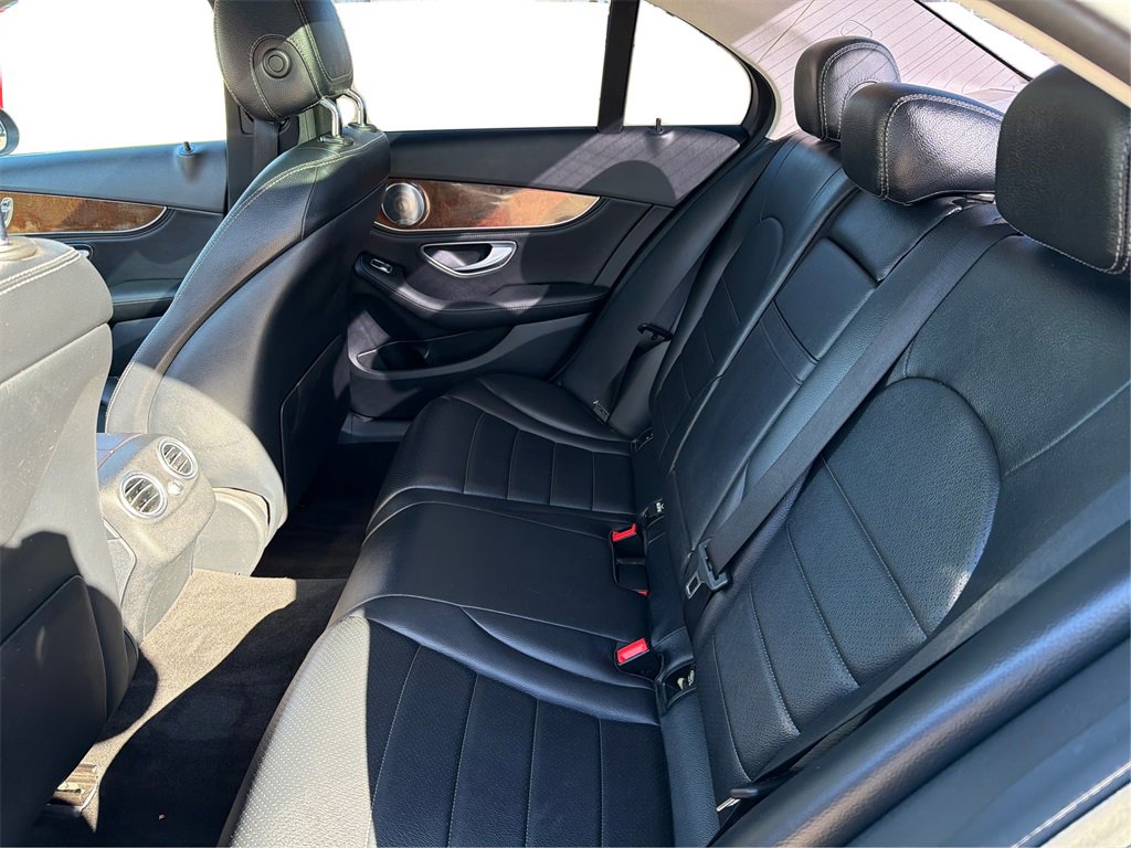 Used 2015 Mercedes-Benz C 300 4MATIC Sedan w/ Multimedia Package image 11