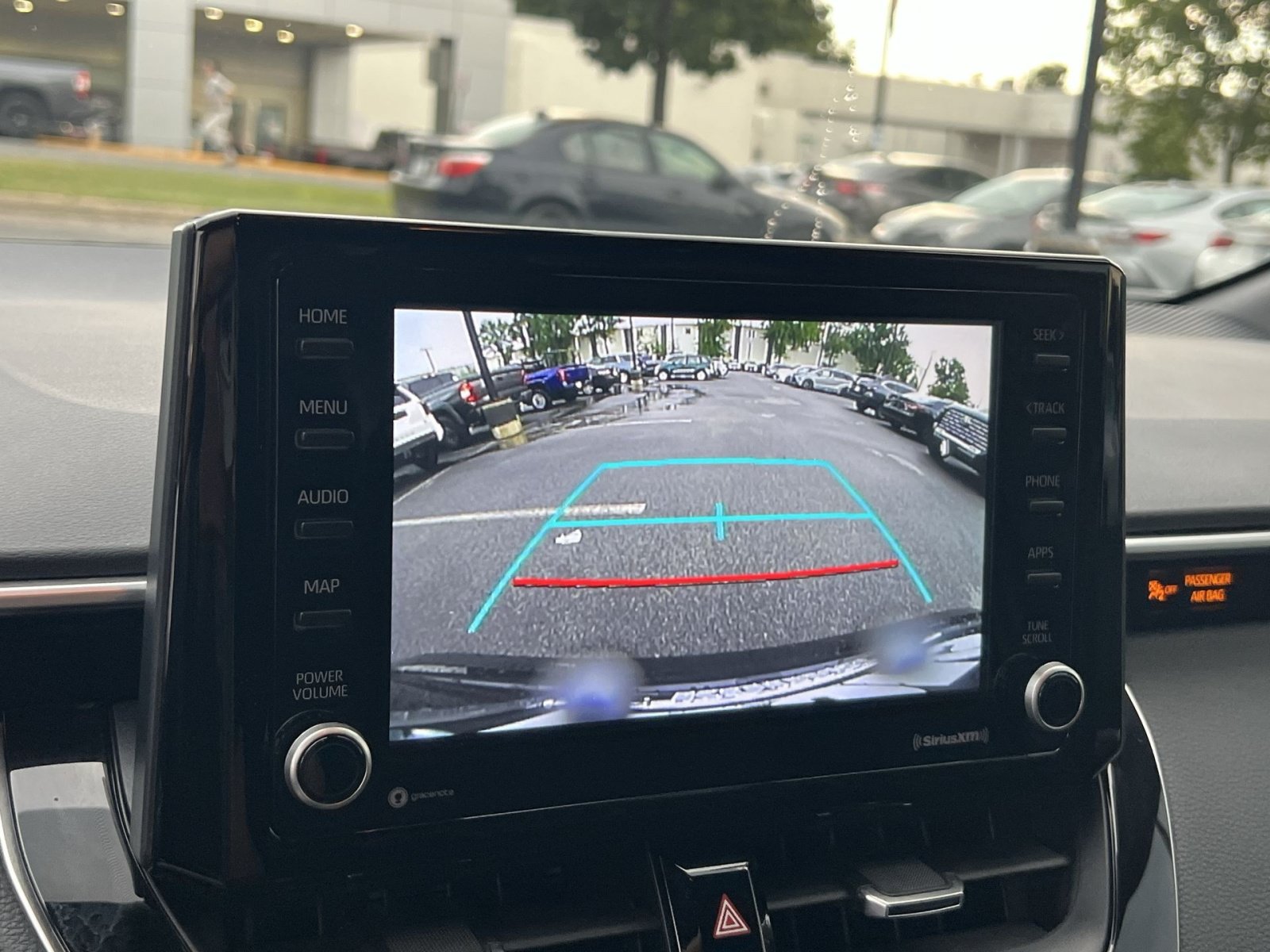 Used 2022 Toyota Corolla SE FWD image 19