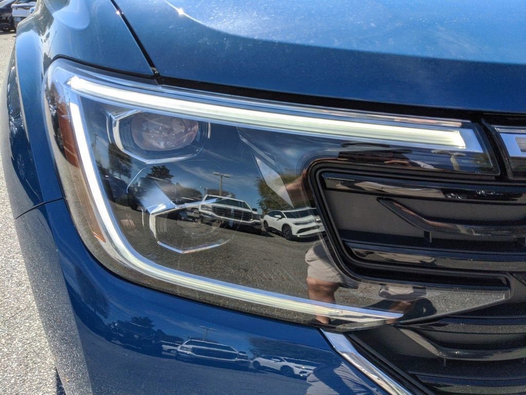 New 2025 Volkswagen Atlas SEL Premium R-Line image 13