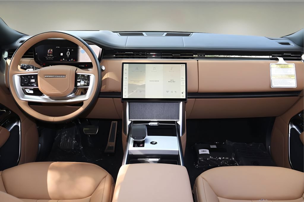 New 2026 Land Rover Range Rover Long Wheelbase SE AWD/4WD image 13