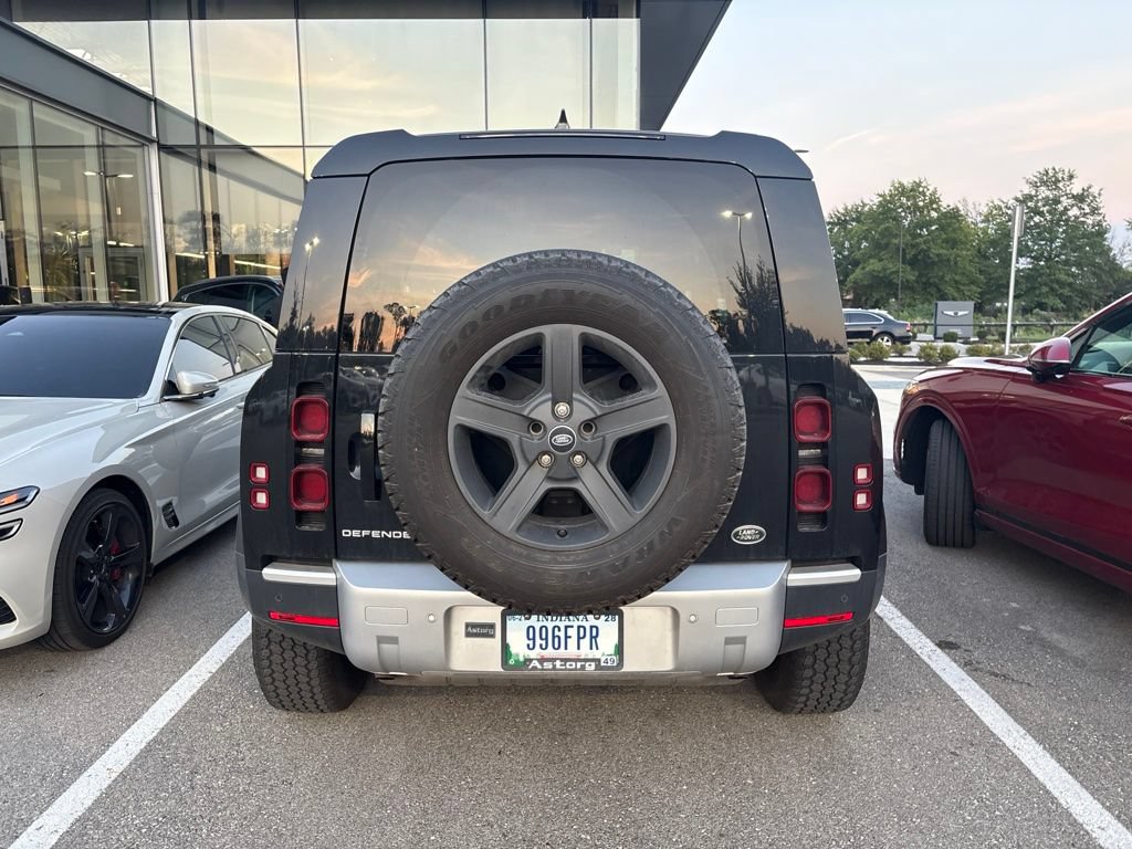 Used 2023 Land Rover Defender 90 S AWD/4WD image 9