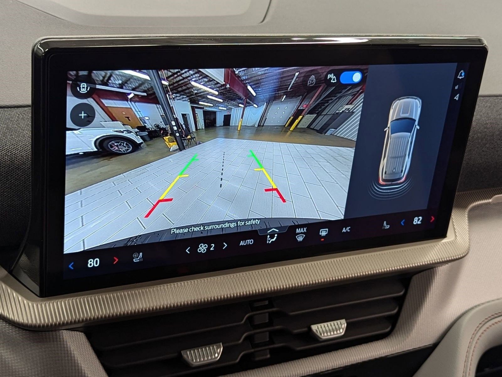 New 2026 Ford Explorer Active w/ Active Comfort Package image 29