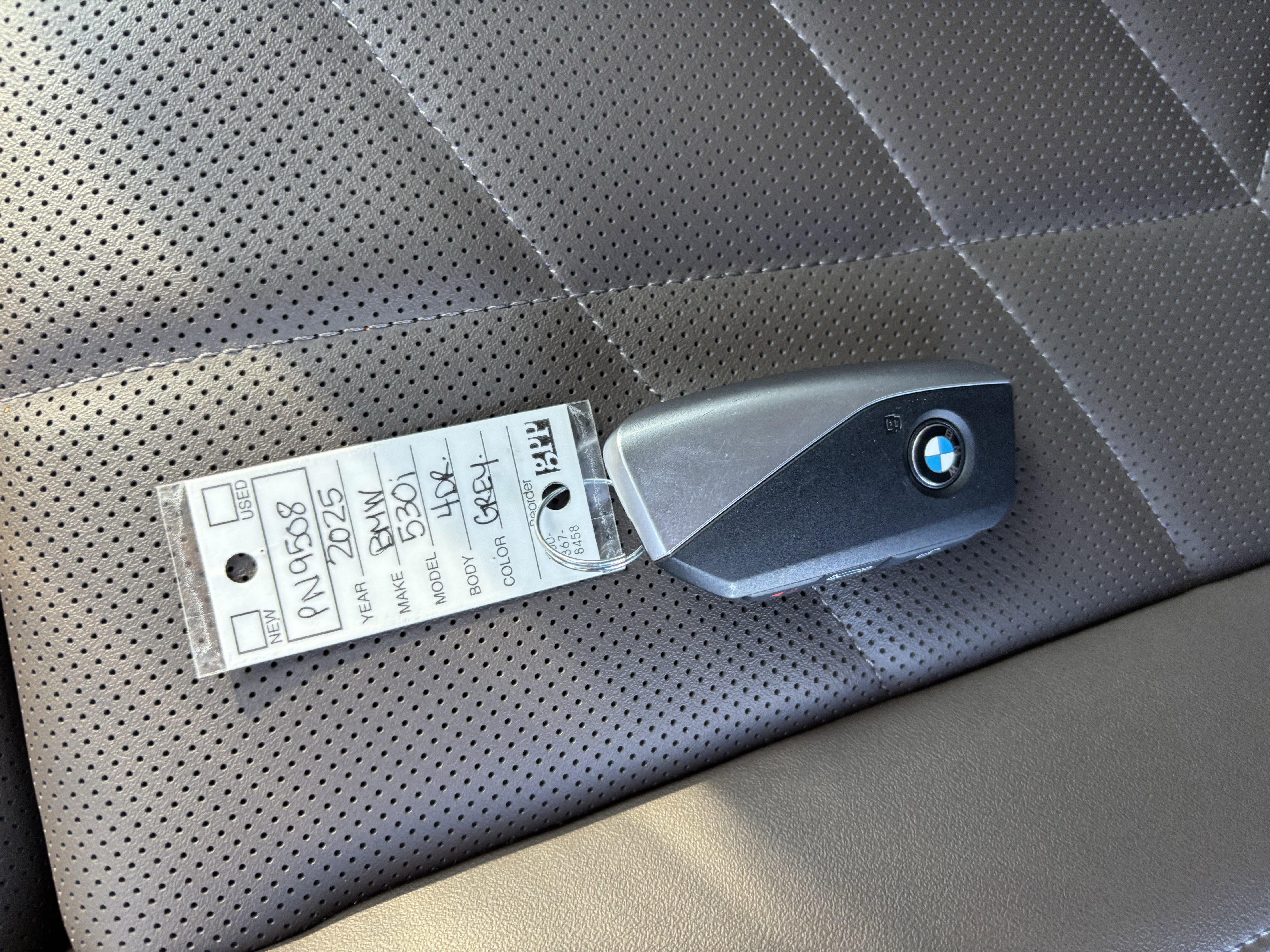 Certified 2025 BMW 530i image 38