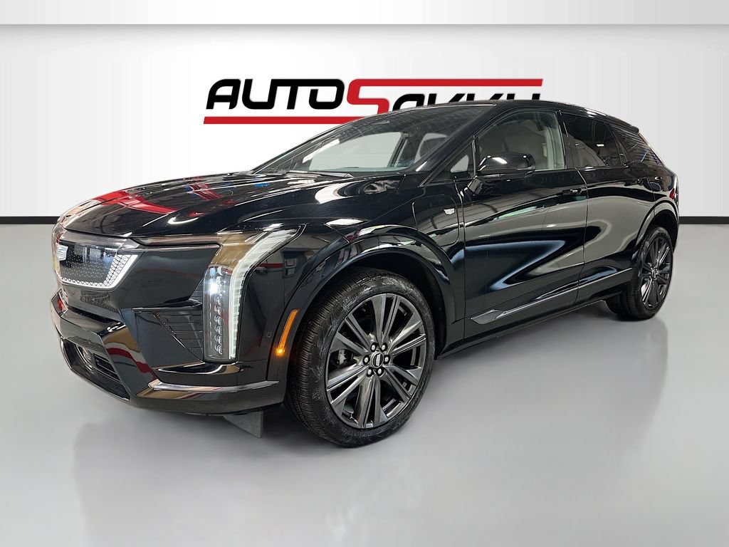 Used 2025 Cadillac Optiq Sport 2 AWD/4WD image 3