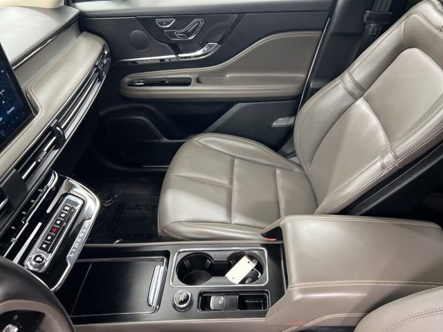 Certified 2023 Lincoln Corsair AWD w/ Equipment Group 101A image 20