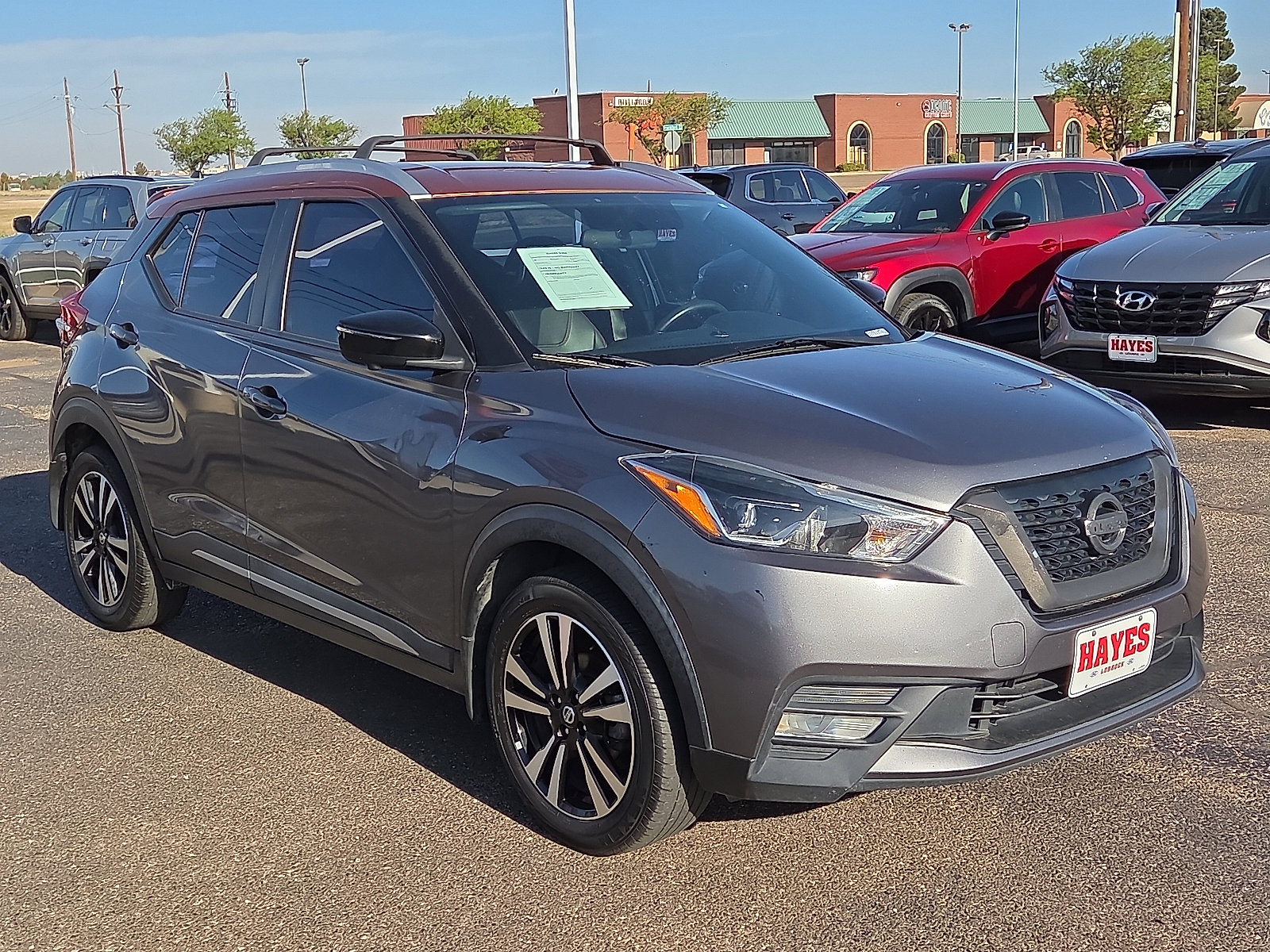 Used 2018 Nissan Kicks SR w/ Premium Package image 5