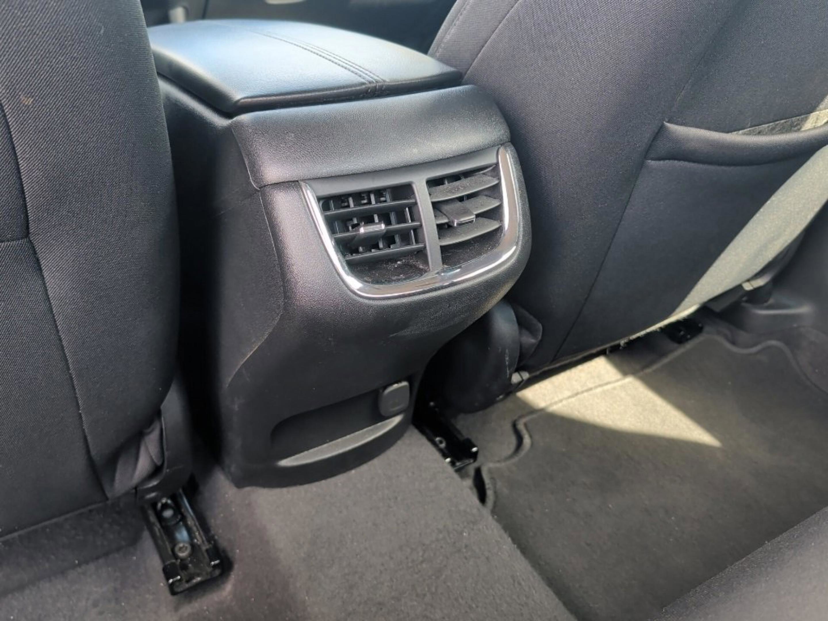 Used 2025 Chevrolet Malibu LT image 18