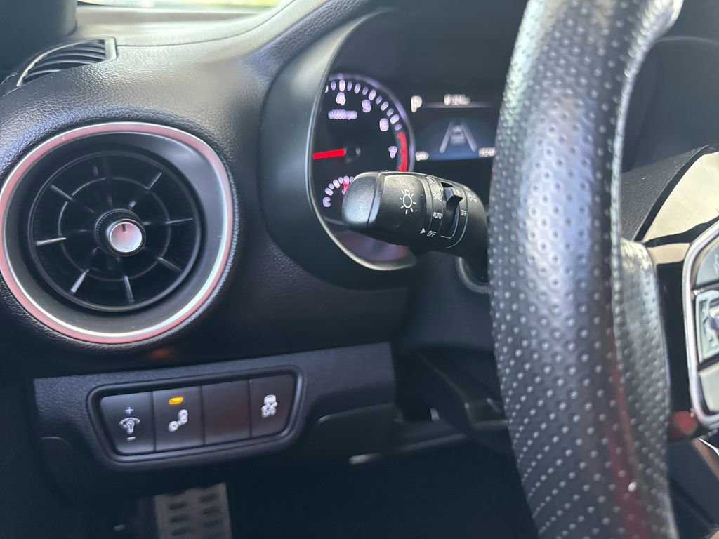 Used 2022 Kia Forte GT-Line image 21