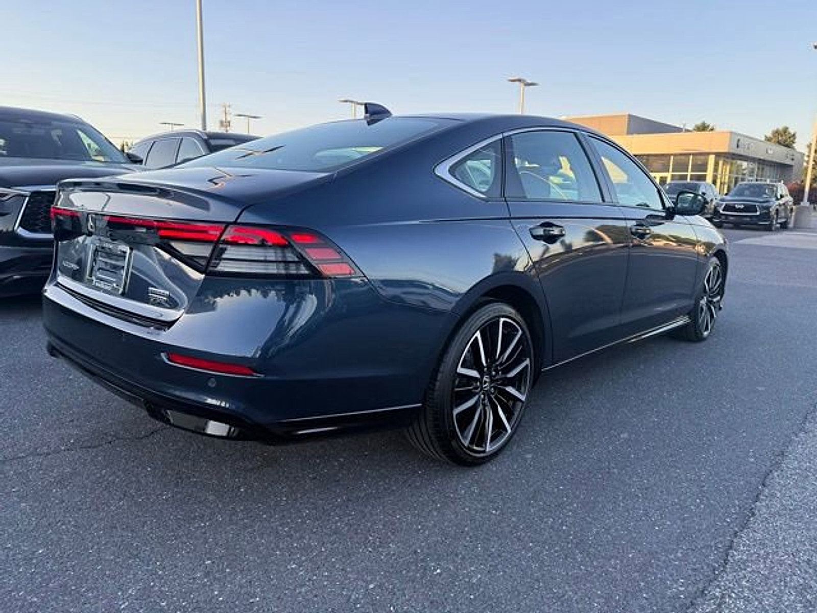 Used 2023 Honda Accord Touring image 12