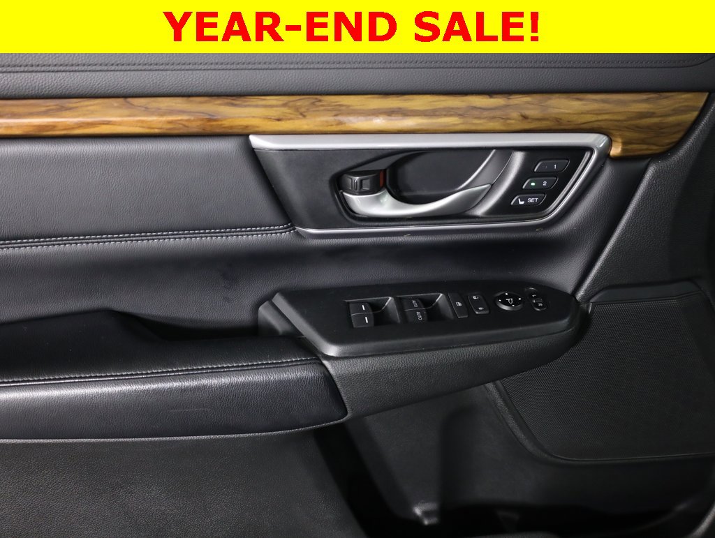 Used 2017 Honda CR-V Touring image 9