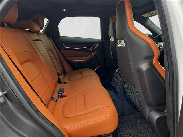 Used 2024 Jaguar F-PACE R-Dynamic S AWD/4WD image 21