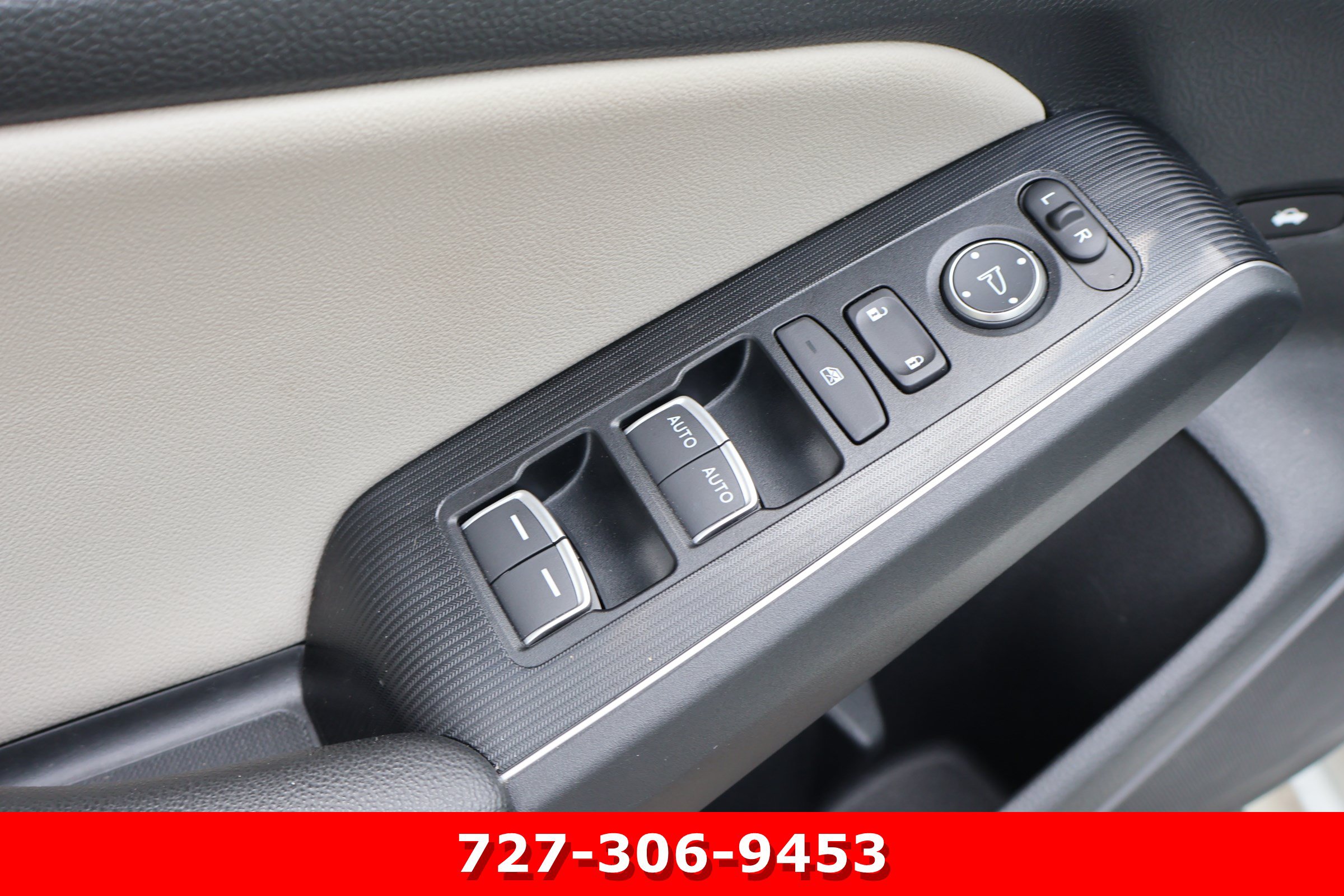 Used 2024 Honda Civic Touring image 16